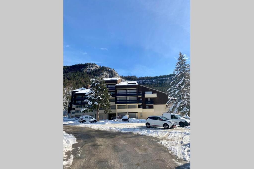 Appartement Chaleureux - Pied Des Pistes Коррансон-ан-Веркор Екстер'єр фото